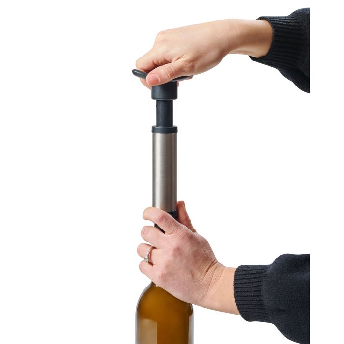 HIC Bar Wine Pump and Stopper Set