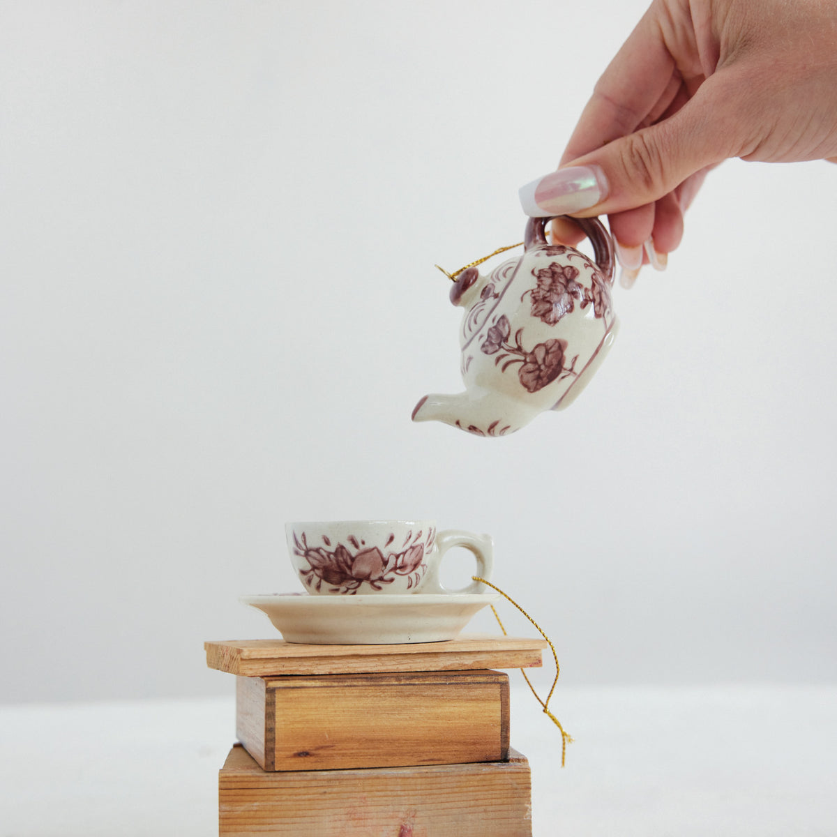 Stoneware Teapot/Teacup Ornament with Botanical Pattern, Burgundy & White, 2 Styles