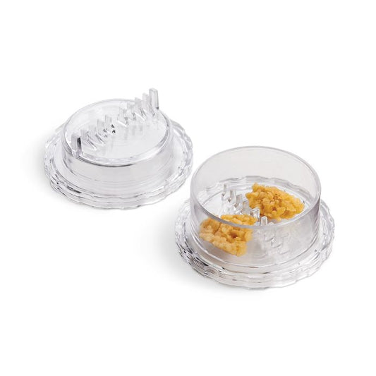 Cousin Antonella's Twisting Garlic Mincer