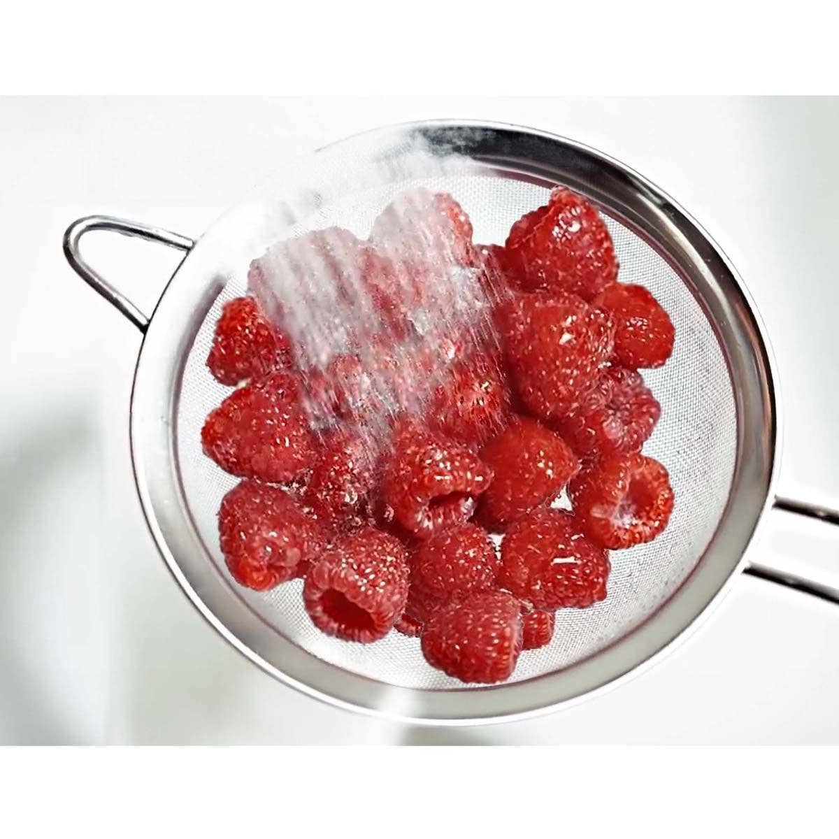 HIC Kitchen Double Mesh Strainer, 4in