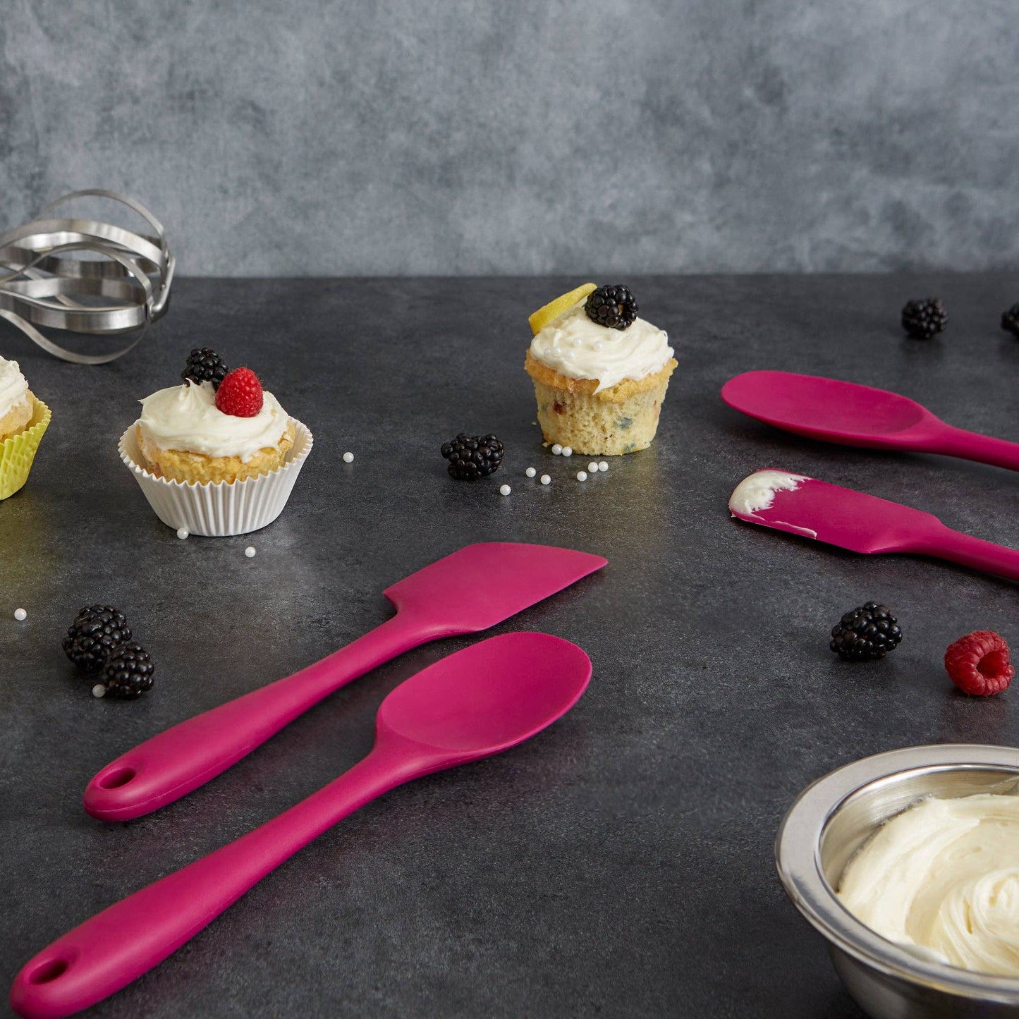 Ela's Favorite Silicone Spoon - Viva Magenta