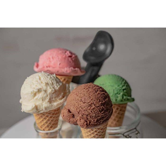 HIC Kitchen Anti Freeze Ice Cream Scoop, Non Stick