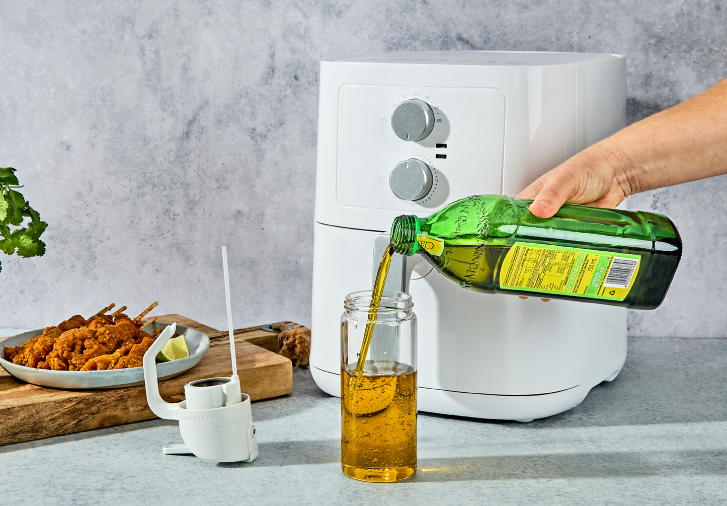 Oileroo Lite® - No Clog Oil Sprayer, Pourer and 1 Tbsp Doser