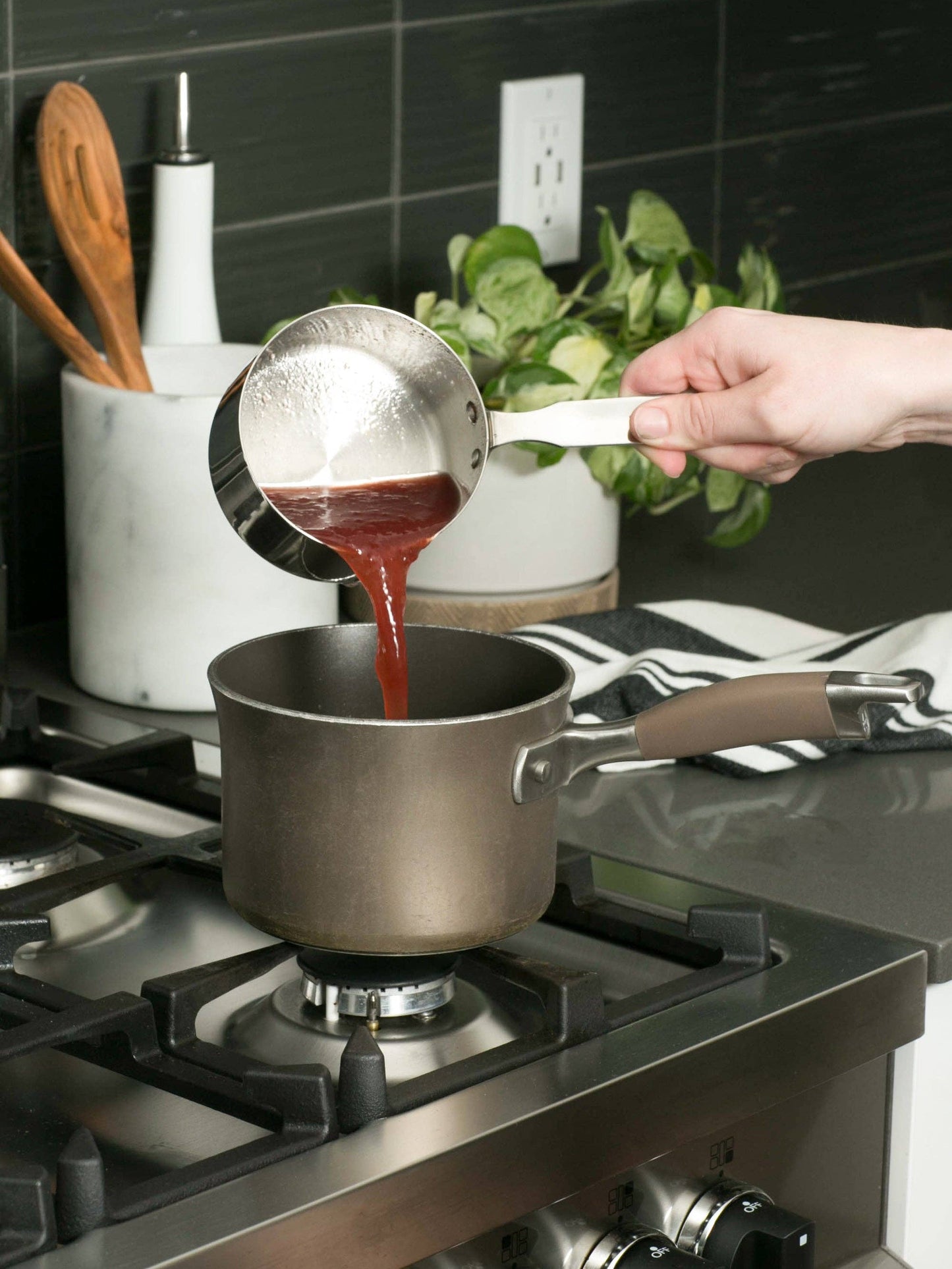 RSVP Measuring Pan - 2 Cup