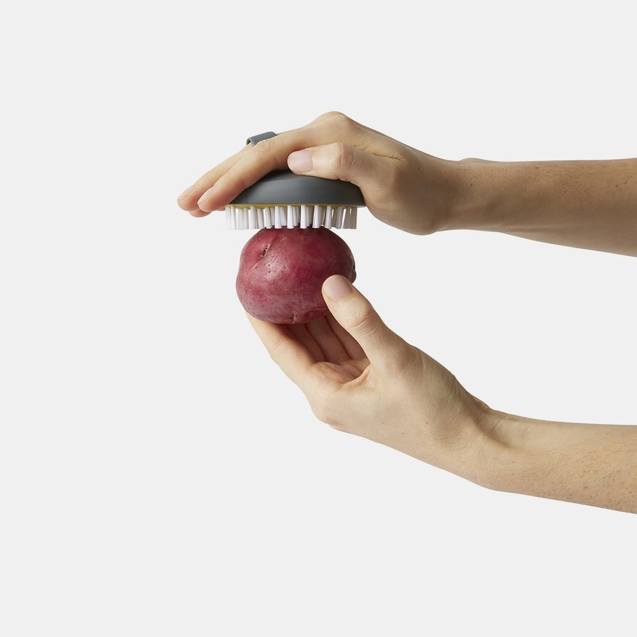 Chef'n Palm Brush Vegetable Brush
