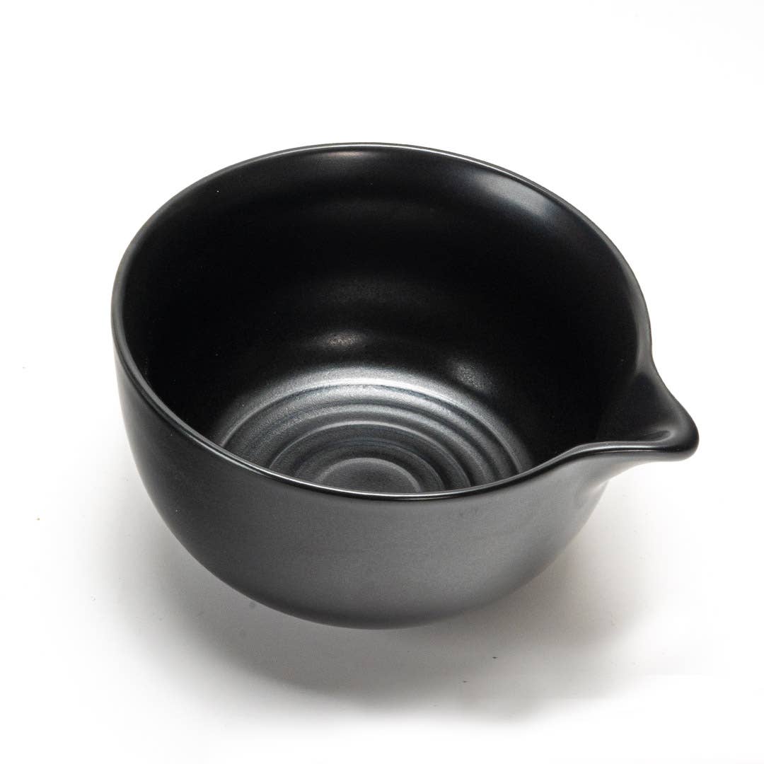 10oz Matcha Latte Bowl With Spout Black Matte