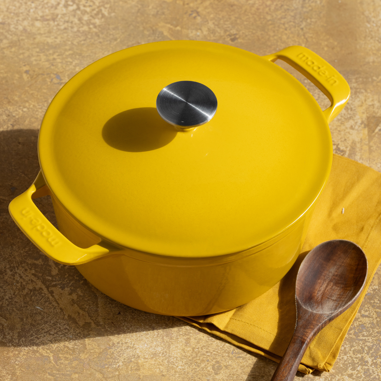 Made In 5.5 Qt Round Dutch Oven