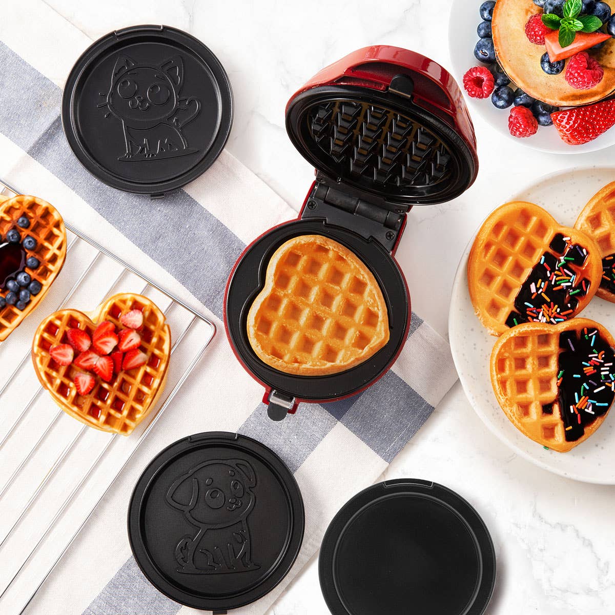 PERSONAL GRIDDLE & WAFFLE MAKER WITH 7 REMOVABLE PLATES